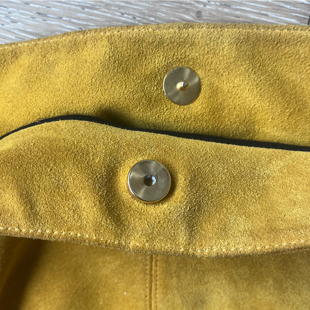 Giani Bernini Yellow Shoulder Bag with Slouchy Design - Picture 13 of 14